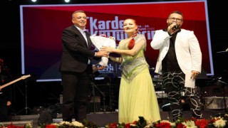 Ataşehirde 7. Kardeş Kültürlerin Festivali tüm coşkusuyla son buldu