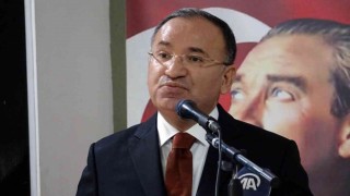 Bakan Bozdağ: “Herkesin tercihine uygun yaşam tarzına saygı duyacaksınız”