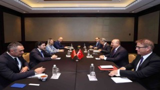 Bakan Çavuşoğlu, Karadağ Başbakanı Abazovic ile bir araya geldi
