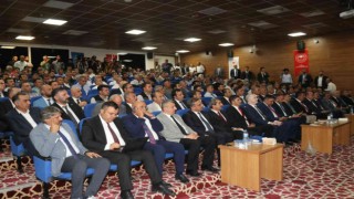 Bakan Kirişci Vanda tarım sektörü temsilcileriyle bir araya geldi