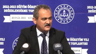 Bakan Özer: Son 20 yılda eğitimin önündeki katsayı ve başörtüsü gibi antidemokratik engeller kaldırıldı