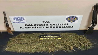 Balıkesirde narkotik köpeği ile uyuşturucu operasyonu