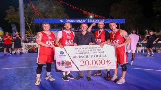 Bandırmada sokak basketbolu heyecanı