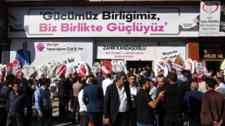 Başkan adayı Kandaşoğlundan görkemli seçim ofisi açılışı
