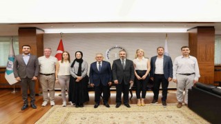 Başkan Büyükkılıçtan raylı sistem toplantısı