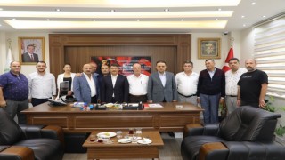 Başkan Çelik ve AK Partili Baybatur Taşıyıcılar Kooperatifiyle buluştu