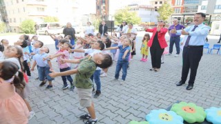 Başkan Deveci: “Çocuk ve ailelerin eğitimine önem veriyoruz”