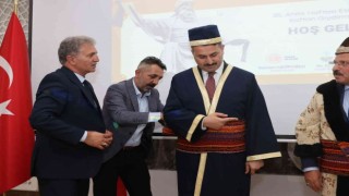 Başkan Eroğlu, kaftan giydi