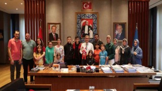 Başkan Işık, şampiyon sporcuları makamında ağırladı