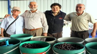 Başkan Kepez, pazarcılarla bir araya geldi