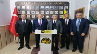 Başkan Pekmezci, MHP Şalpazarı heyetini ağırladı