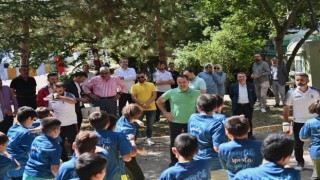 Başkan Yıldız Kefken Gençlik Kampında öğrencilerle kamp yaptı