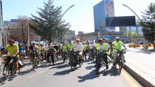 Başkentte pedallar Avrupa Hareketlilik Haftası için çevrildi