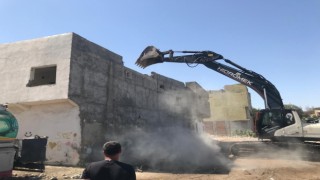 Batmanda yıkım kararı alınan son bina da yıkıldı
