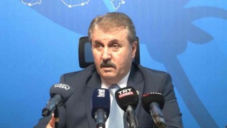 Destici: “Öğretmenlerimizin kendilerini terör örgütlerinin uzantılarından ayırması lazım”