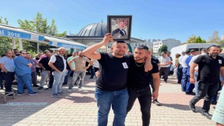 Bıçaklanarak öldürülen güvenlik görevlisi Tuğrul Okudan son yolculuğuna uğurlanıyor