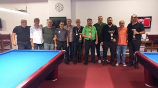 Bilardo Zonguldak İl Birinciliğinde zafer Çağdaş Birdenin
