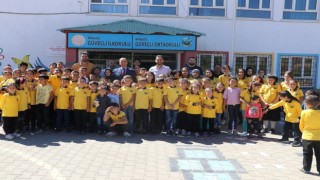 Bingölde geri dönüşüm malzemeleri kullanılarak kütüphane oluşturuldu