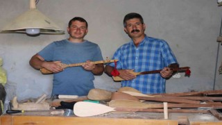 Binlerce yıllık bağlama türü cura unutulmaya yüz tuttu