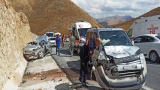 Bitliste trafik kazası: 5 kişi yaralandı