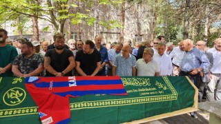 BJK Başkanı Ahmet Nur Çebi, eski Genel Müdürü Özbağın cenazesine katıldı