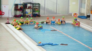 Bu proje köydeki çocukları sporla tanıştırıyor