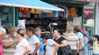 Bulgarların alışveriş listesine kırtasiye ürünleri de eklendi