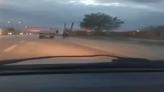 Bursada atı kamyonetle böyle sürüklediler