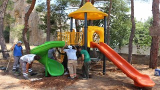 Büyükşehirden Serikin 3 mahallesine oyun parkı