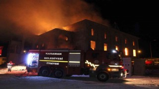 Cami inşaatında çıkan yangın 2 saatte söndürüldü