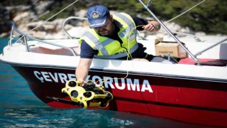 Caretta Carettalara ölüm saçan hayalet ağlar, sualtı robotuyla temizleniyor