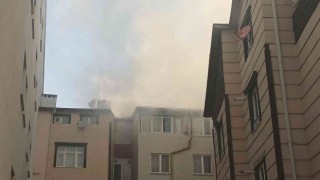 Çatı katında çıkan yangın korkuttu