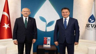 CHP lideri Kılıçdaroğlu DEVA Partisi Genel Başkanı Babacan ile görüştü