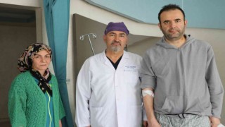 Çift taraflı glomus tümörü hastaları aynı gün gerçekleştirilen başarılı ameliyatla sağlığına kavuştu