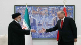Cumhurbaşkanı Erdoğan, İranlı mevkidaşı Reisi ile görüştü