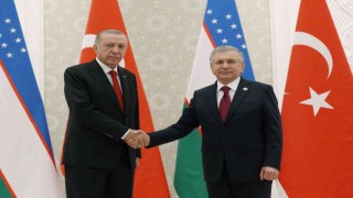 Cumhurbaşkanı Erdoğan, Özbekistanlı mevkidaşı Mirziyoyev ile görüştü