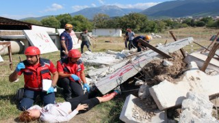 Denizlide deprem tatbikatı gerçeği aratmadı