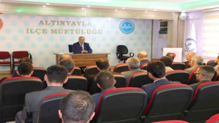 “Din görevlileri gençlere ulaşmalı”