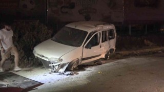 Direksiyon hakimiyetini kaybeden alkollü sürücü ağır yaralandı
