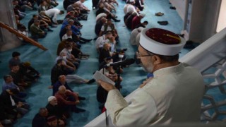 Diyanet İşleri Başkanı Ali Erbaş: “Dinimiz stokçuluk ve karaborsacılıktan kaçınmayı emrediyor”