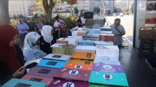 Diyanet Yayınları seyyar satış aracı Afyonkarahisarda