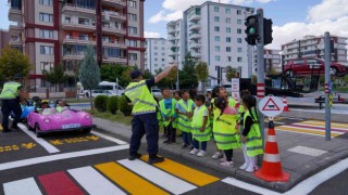 Diyarbakırda 250 öğrenciye uygulamalı trafik eğitimi