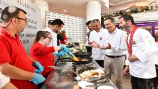 Down sendromlu çocukların yemek yarışmasında kaybeden olmadı