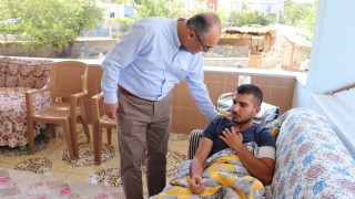 Düziçi Kaymakamı Turgay İlhan’dan yarılı askere ziyaret