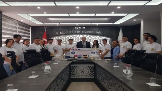 Efelerli öğrenci ve öğretmenler Yunanistan yolcusu
