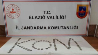Elazığda 80 adet gümüş sikke ele geçirildi