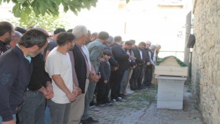 Elektrik akımına kapılarak hayatını kaybeden işçi son yolculuğuna uğurlandı