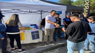 Emniyetten öğrencilere bilgilendirme standı