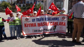 Ercişte ‘Yayalara öncelik, hayata saygı duruşu etkinliği düzenlendi