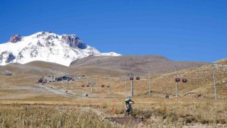 Erciyeste Uluslararası Dağ Bisikleti heyecanı yaşandı